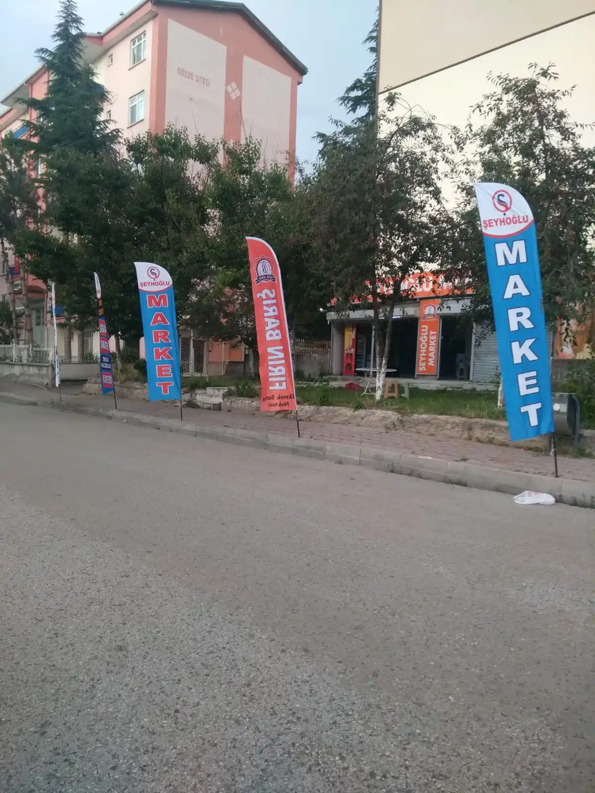 Market Yelken Bayrağı-26