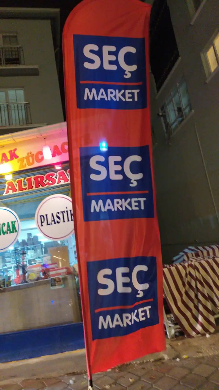 Market Yelken Bayrağı-4