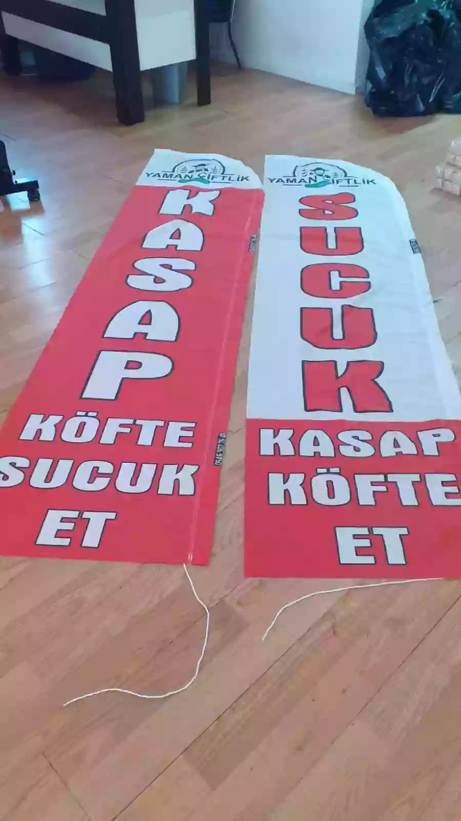 sucuk-yelken-bayragi