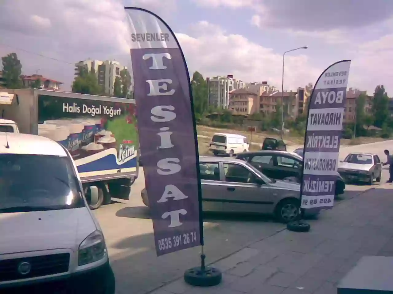 Uşak Yelken Bayrak Örnekleri